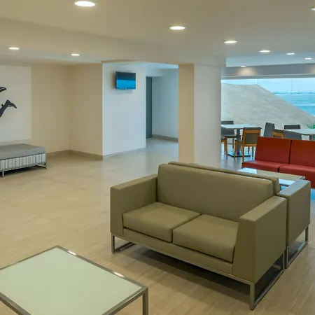 Real Inn Cancún-2